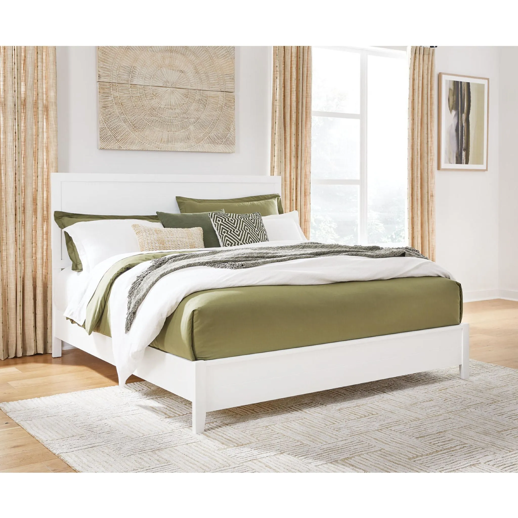 Binterglen Queen Panel Bed