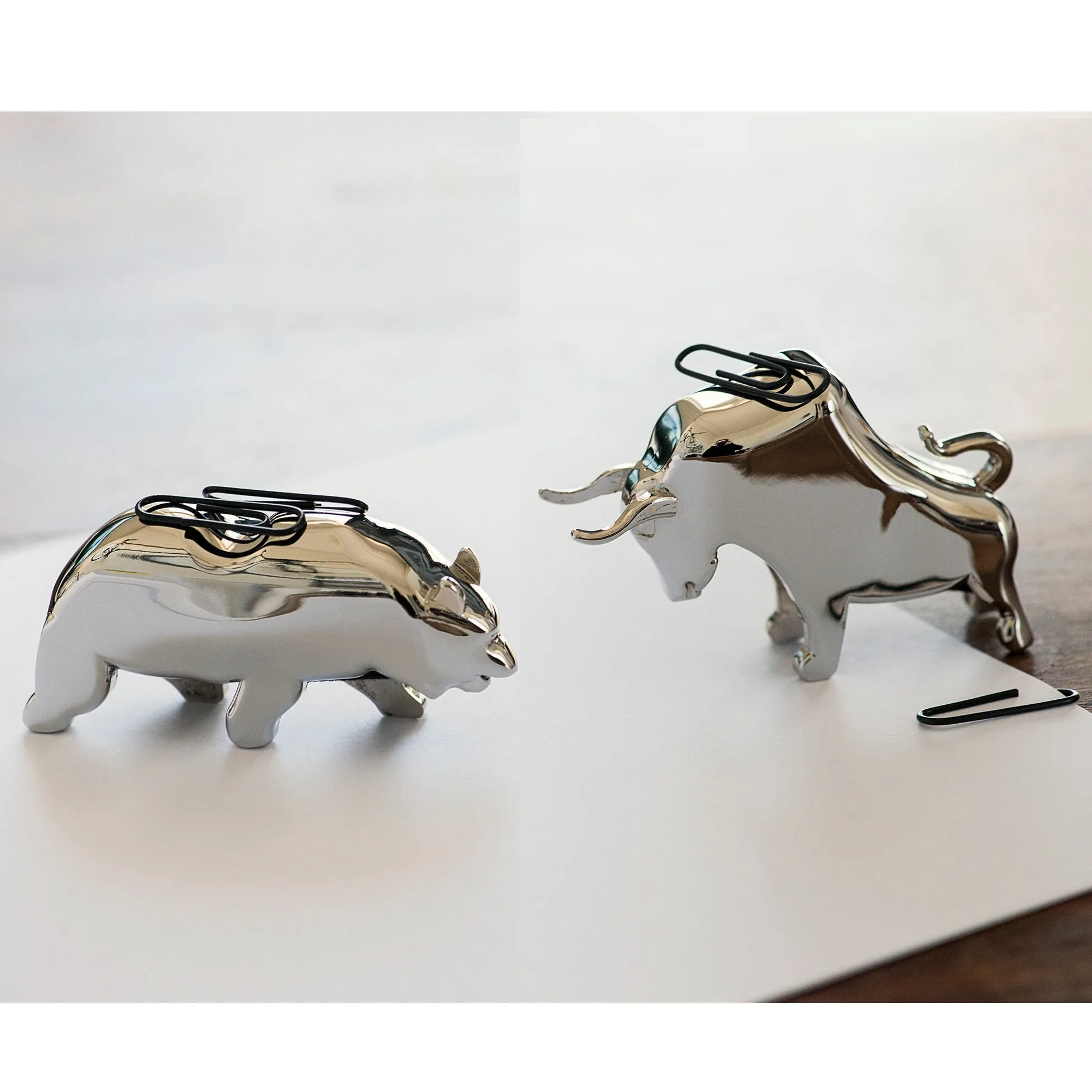 BULL & BEAR Paperclip Holders