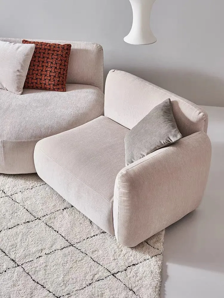 Elise Scratch Resistant Sectional Sofa