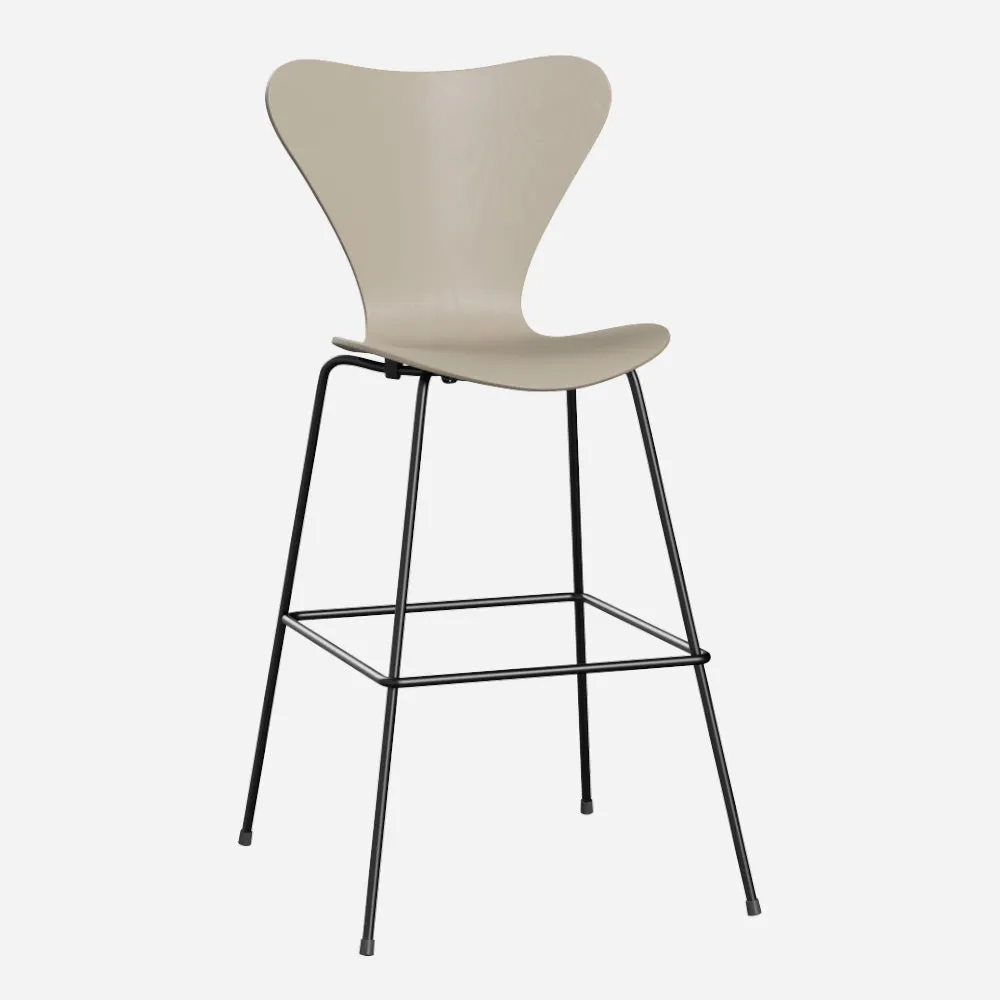 Fritz Hansen Series 7™ Bar Stool