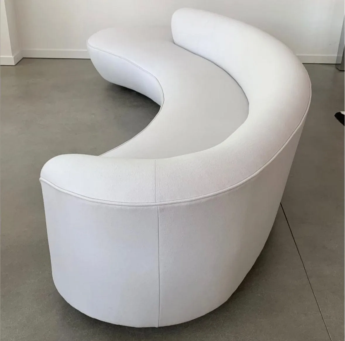 Geneva Curve Sofa