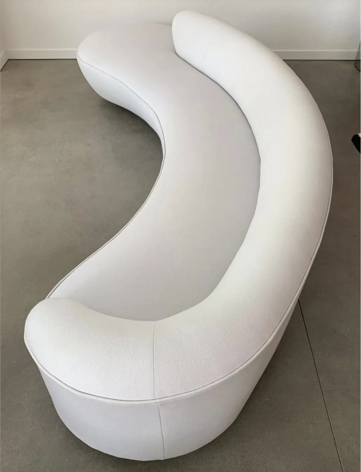 Geneva Curve Sofa