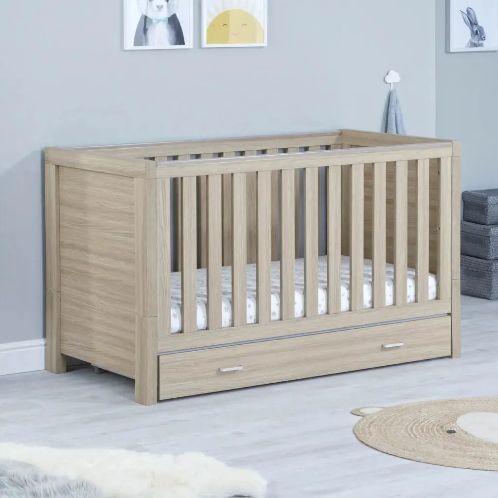 Luno Cot Bed - Oak