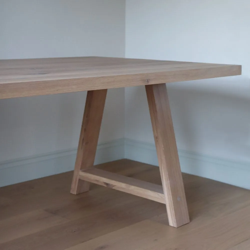 Mix and Match Dining Table - A Leg or Trapeze Leg