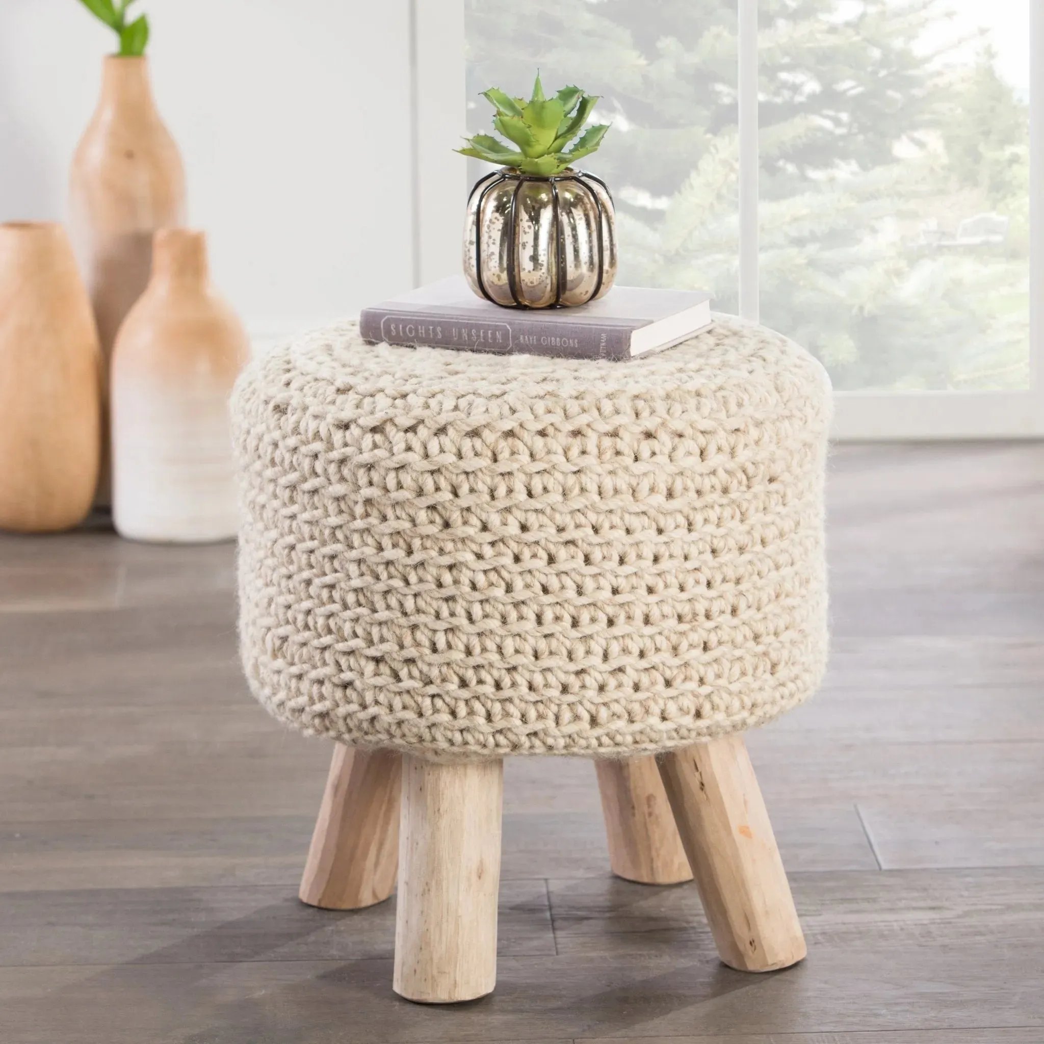 Westport WES01 Cream Pouf